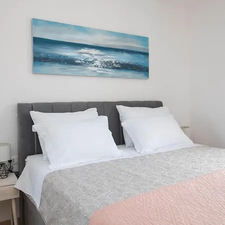 Navis - One Bedroom With Balcony Apartment Dubrovnik