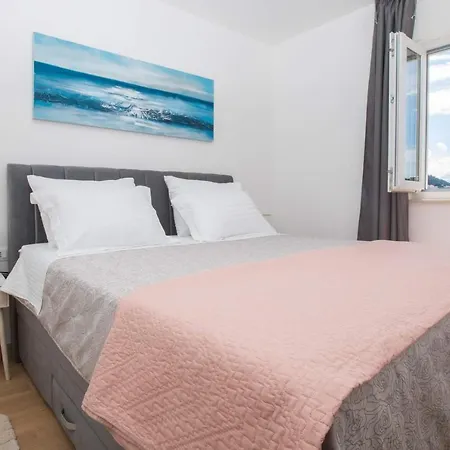 Navis - One Bedroom With Balcony Appartamento Ragusa